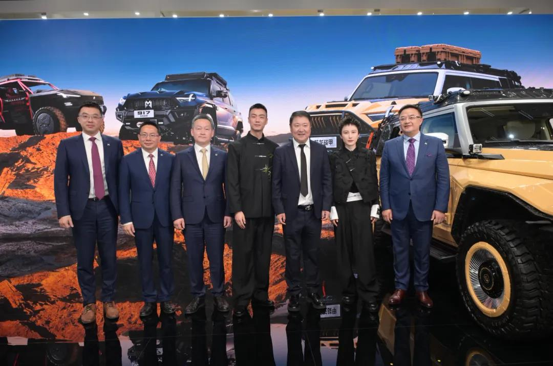 On the second day of the Beijing Auto Show, Dongfeng brought three more heavyweight conferences.