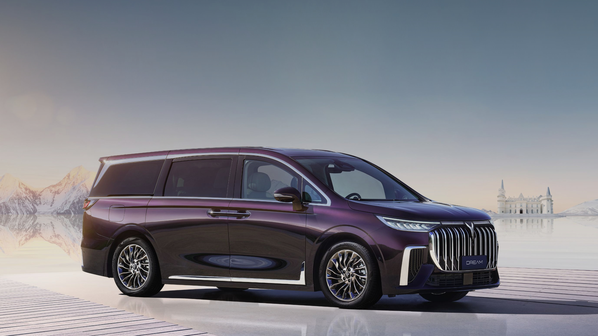 VOYAH DREAM – Flagship Luxury Plug-In Hybrid MPV